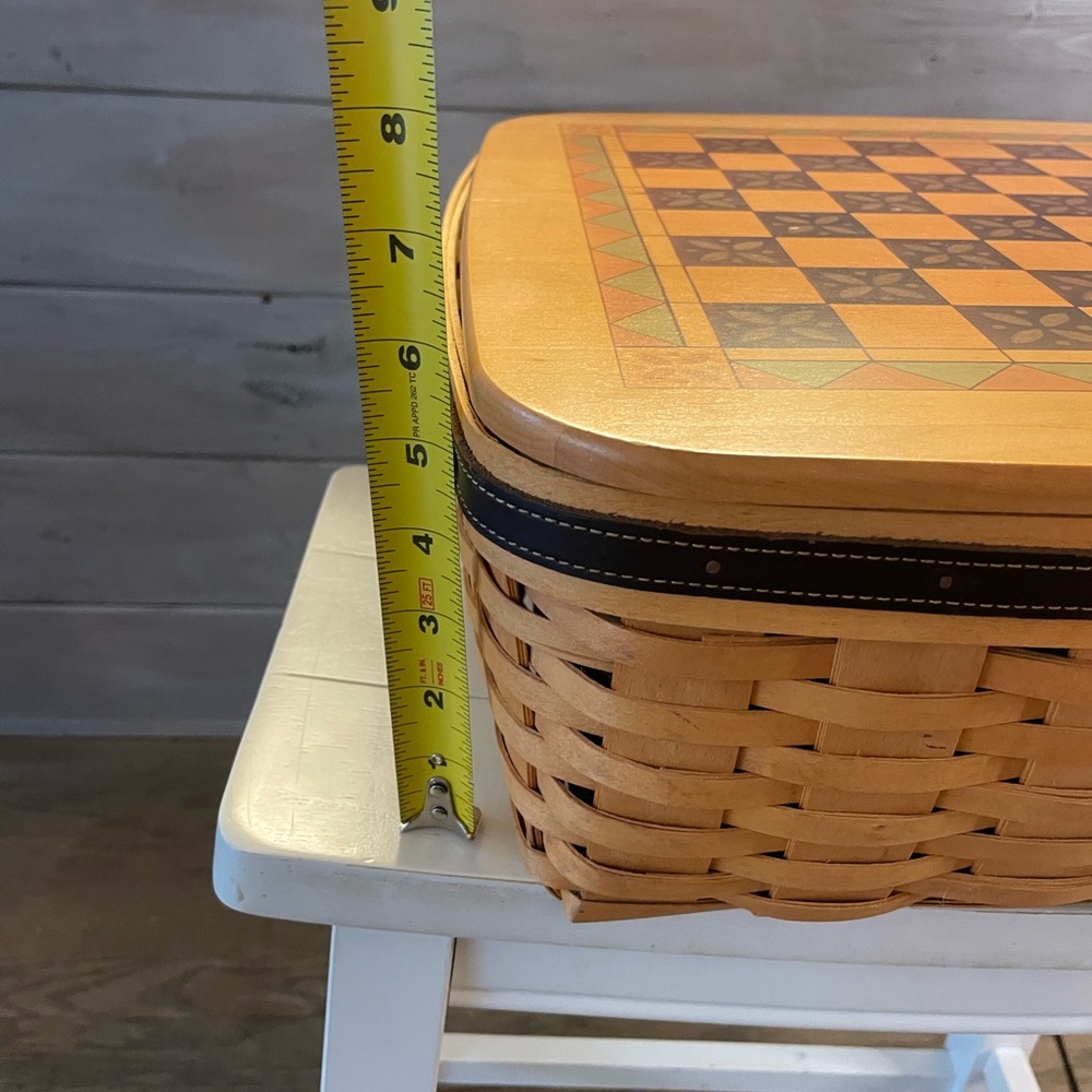 Longaberger Large checkerboard basket & Small tic tac toe basket w/ game pieces - Picture 13 of 16